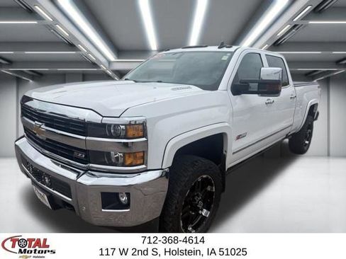 Used 2015 Chevrolet Silverado 2500 LTZ w/ Duramax Plus Package AWD/4WD image 4
