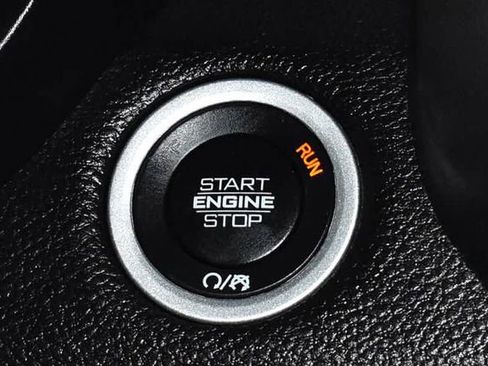 Certified 2025 RAM 1500 Big Horn image 25