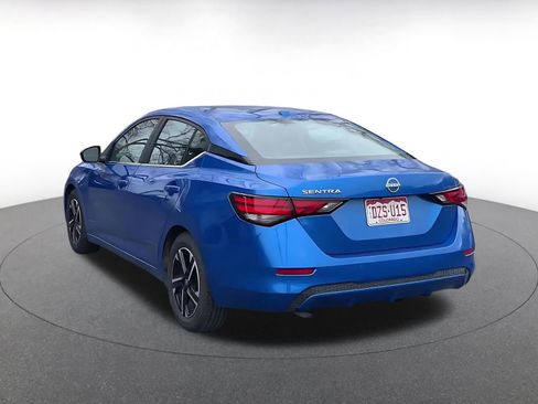 Used 2025 Nissan Sentra SV image 11
