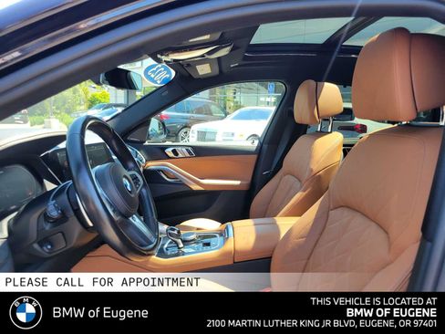 Used 2023 BMW X6 M50i w/ Parking Assistance Package AWD/4WD image 23
