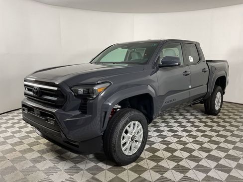 New 2025 Toyota Tacoma SR5 image 3