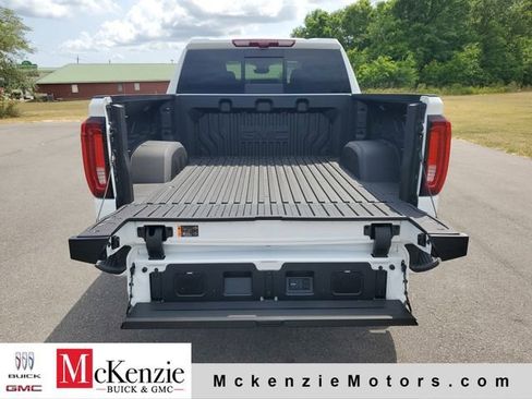 New 2026 GMC Sierra 1500 AT4 AWD/4WD image 31