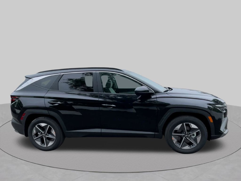 Used 2025 Hyundai Tucson SEL FWD image 26
