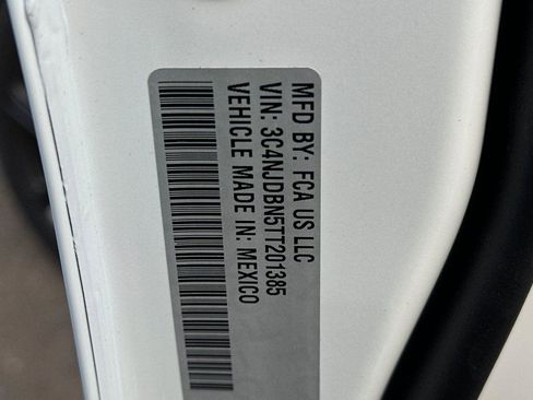 New 2026 Jeep Compass Latitude image 23