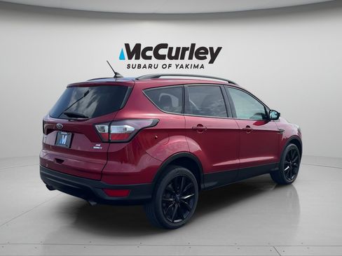 Used 2018 Ford Escape SE w/ SE Sport Appearance Package AWD/4WD image 6