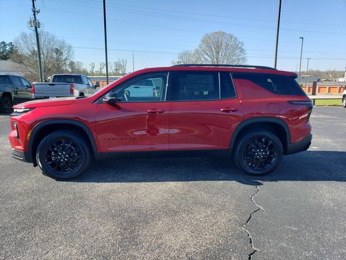 New 2026 Chevrolet Traverse LT w/ Midnight/Sport Edition image 6