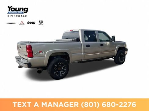 Used 2003 Chevrolet Silverado 2500 LS w/ Skid Plate Package AWD/4WD image 5
