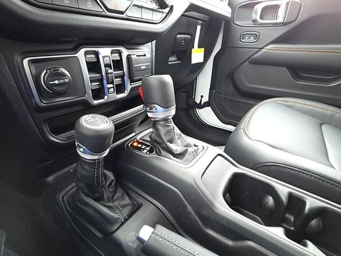 New 2026 Jeep Wrangler Unlimited Sahara image 18