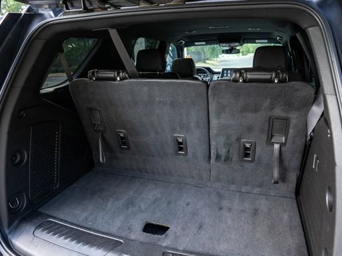 Used 2021 GMC Yukon SLT RWD image 15