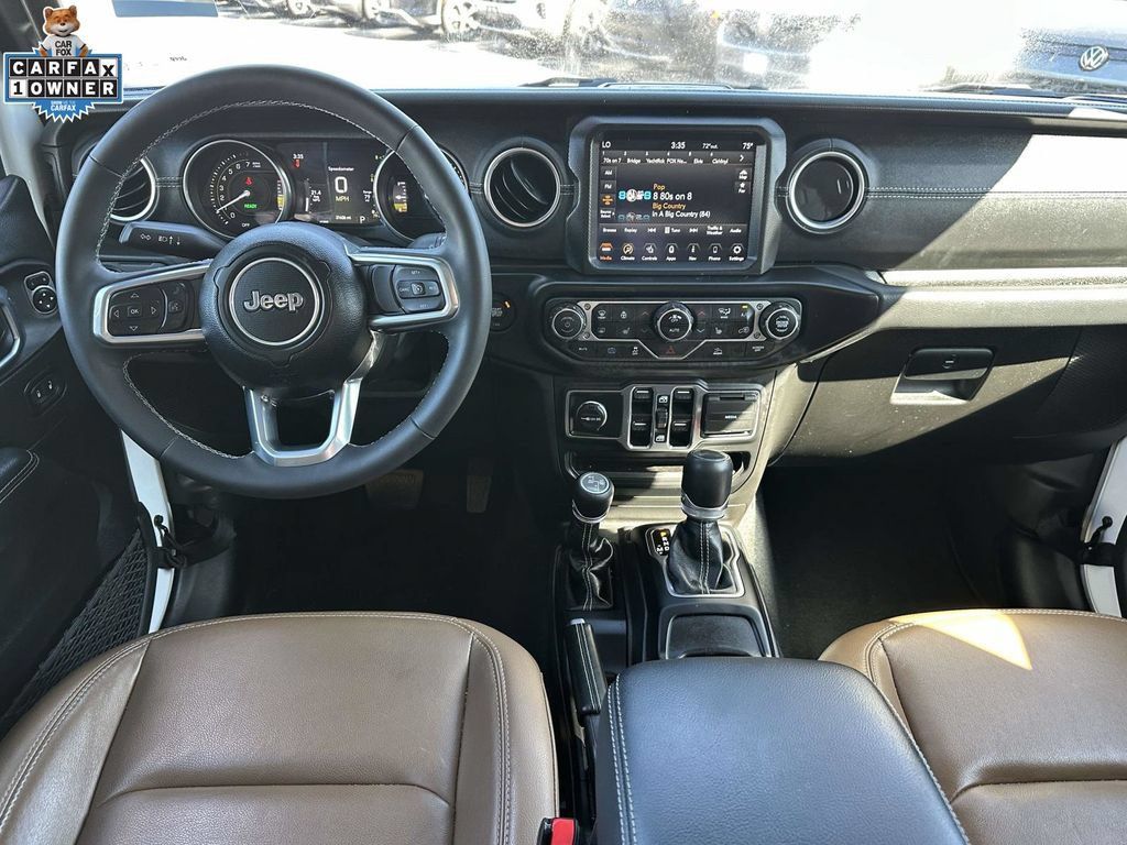 Used 2023 Jeep Wrangler Unlimited Sahara w/ Cold Weather Group AWD/4WD image 12