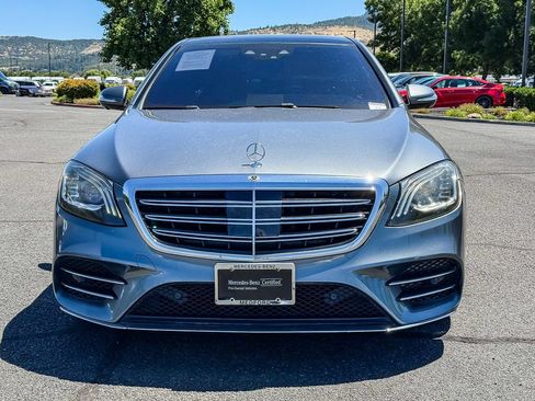 Used 2019 Mercedes-Benz S 560 Sedan image 4