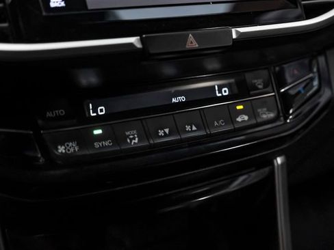 Used 2017 Honda Accord EX-L image 34