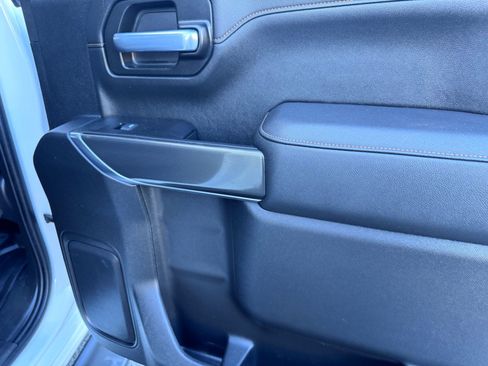 Used 2021 GMC Sierra 1500 AT4 w/ AT4 Preferred Package image 19