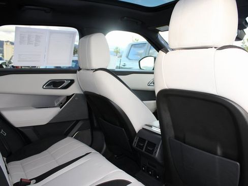 Used 2020 Land Rover Range Rover Velar R-Dynamic S image 7
