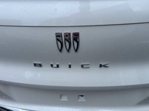 New 2026 Buick Envista Sport Touring FWD image 8