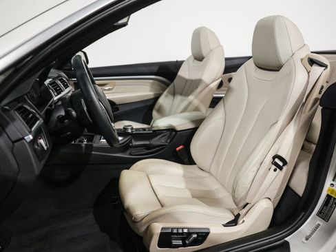 Used 2017 BMW 440i Convertible RWD image 30