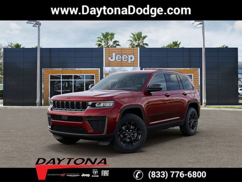 New 2026 Jeep Grand Cherokee Altitude RWD image 1