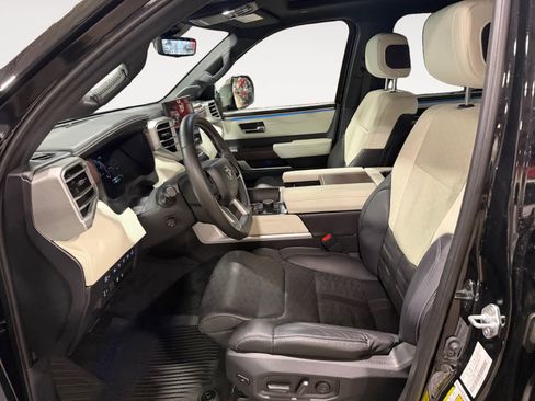 Used 2024 Toyota Tundra Capstone AWD/4WD image 10