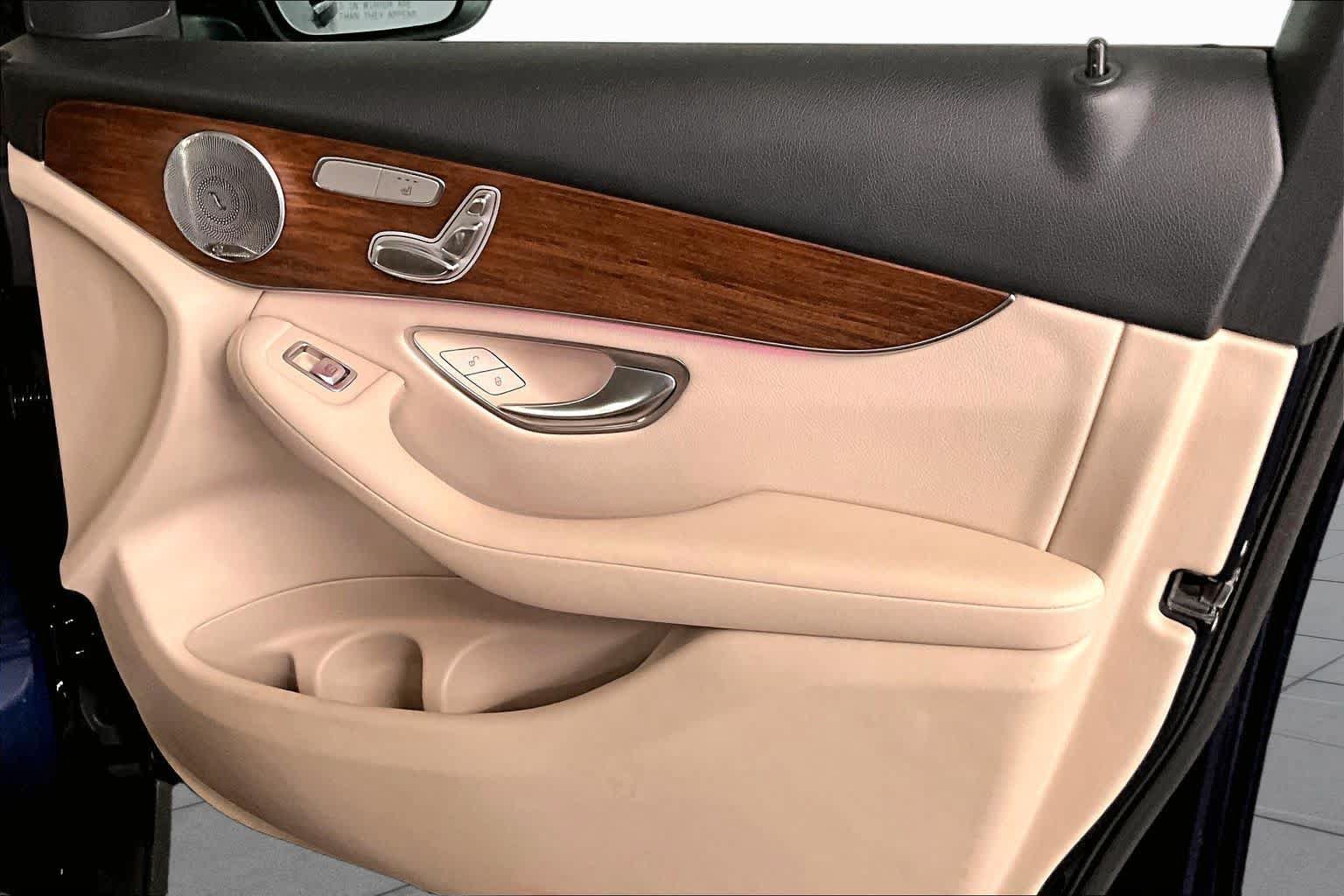 Certified 2020 Mercedes-Benz GLC 300 4MATIC image 23