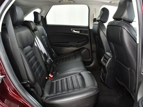 Used 2024 Ford Edge SEL w/ Convenience Package image 19