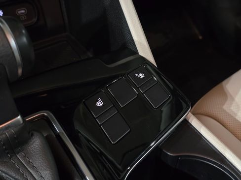 Used 2024 Kia Sportage EX image 32