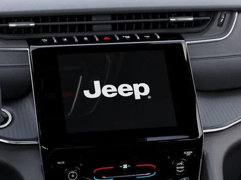New 2025 Jeep Grand Cherokee Laredo w/ MOPAR Finishing Package image 18