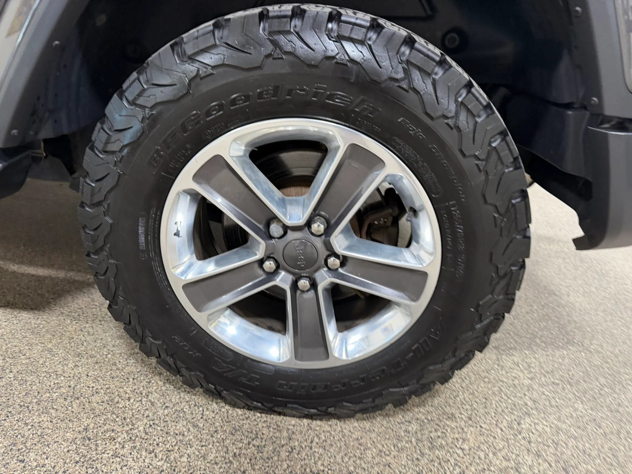Used 2020 Jeep Wrangler Unlimited Sahara w/ Uconnect 4C Nav & Sound Group AWD/4WD image 67