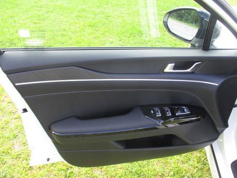 New 2025 Kia K5 GT-Line image 15