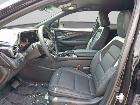 Used 2024 Chevrolet Blazer EV LT AWD/4WD image 16