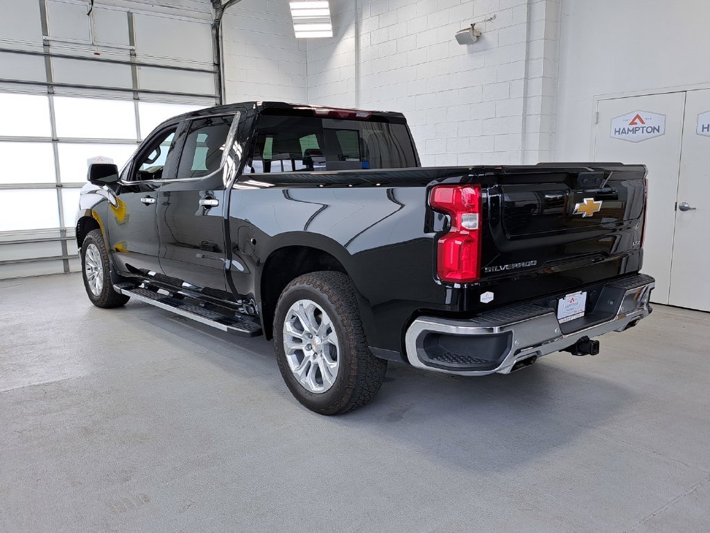 Used 2025 Chevrolet Silverado 1500 LTZ w/ LTZ Premium Package AWD/4WD image 7