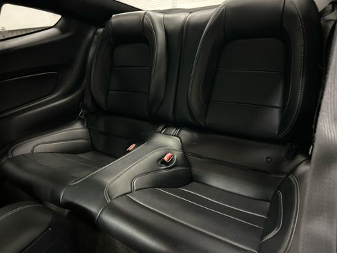 Used 2015 Ford Mustang GT Premium w/ Equipment Group 401A RWD image 9