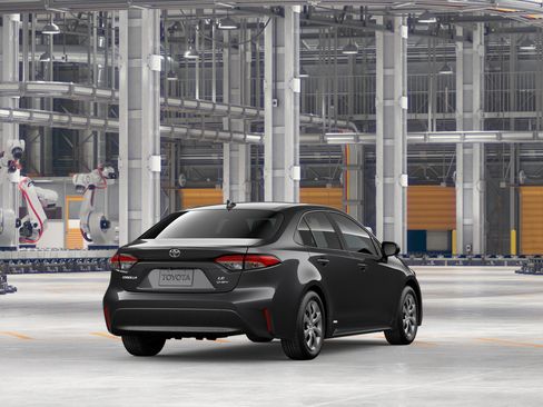 New 2026 Toyota Corolla LE AWD/4WD image 11