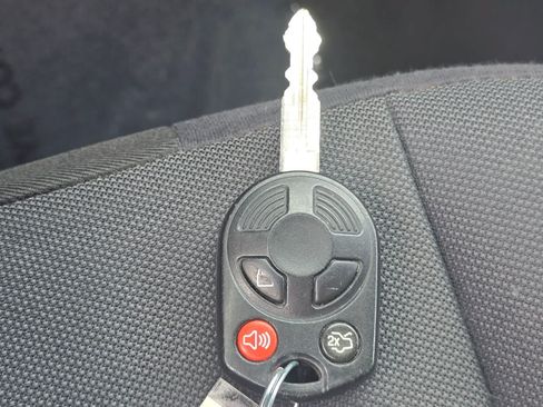 Used 2012 Ford Escape XLT AWD/4WD image 30