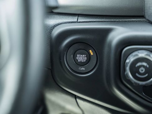 Used 2021 Jeep Wrangler Unlimited Sport AWD/4WD image 26