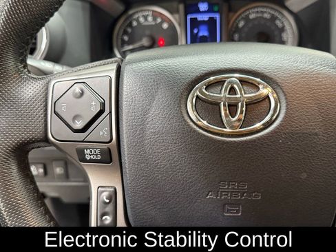 Used 2020 Toyota Tacoma SR5 image 8