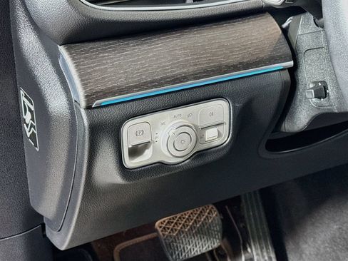 Used 2022 Mercedes-Benz GLE 350 4MATIC image 10