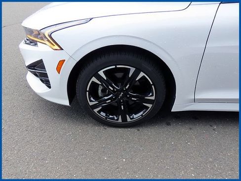 Used 2024 Kia K5 GT-Line w/ GT-Line Premium Package FWD image 4