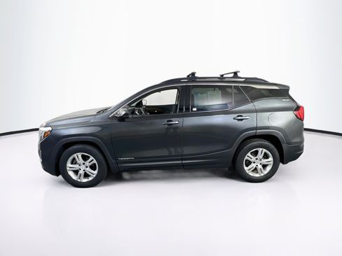 Used 2018 GMC Terrain SLE w/ Driver Convenience Package FWD image 8