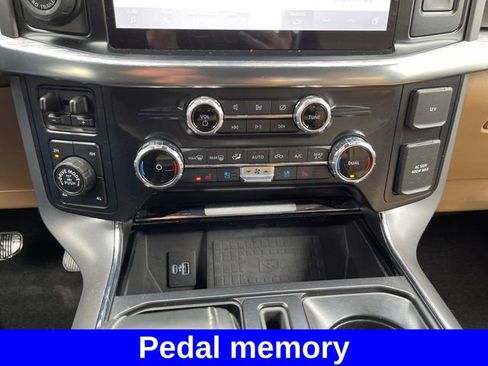 Used 2022 Ford F150 Lariat AWD/4WD image 18