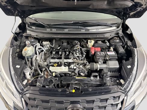 Used 2021 Nissan Kicks SV image 39