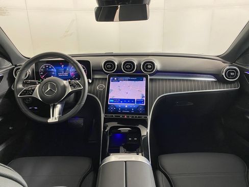 Used 2025 Mercedes-Benz C 300 4MATIC Sedan image 15