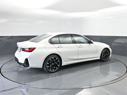 New 2026 BMW 330i xDrive 330i xDrive w/ M Sport Package image 15