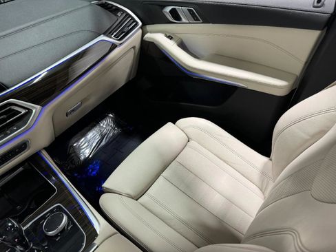 Used 2020 BMW X5 xDrive40i w/ Premium Package image 18