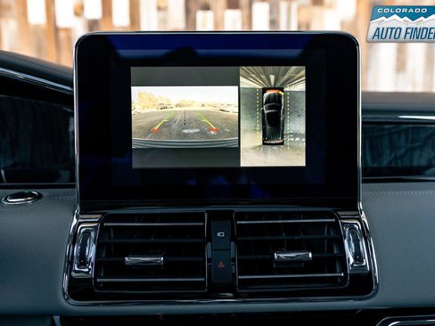 Used 2019 Lincoln Navigator Reserve image 15