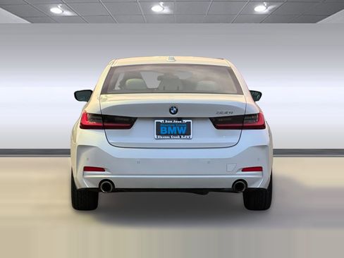 Certified 2023 BMW 330i Sedan w/ Premium Package image 9