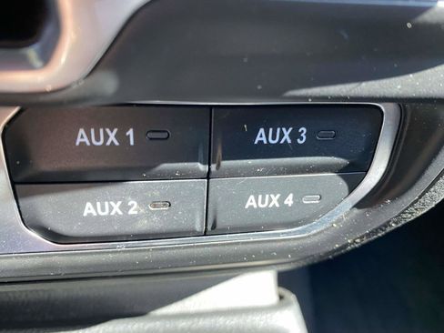 Certified 2023 Jeep Wrangler Sahara w/ Cold Weather Group image 5