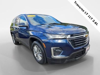 Used 2023 Chevrolet Traverse LT