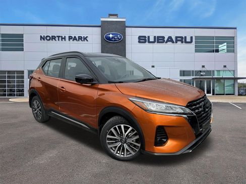 Used 2021 Nissan Kicks SR FWD image 1