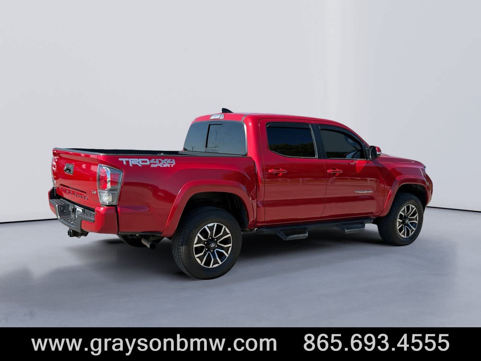 Used 2023 Toyota Tacoma TRD Sport w/ Technology Package AWD/4WD image 3