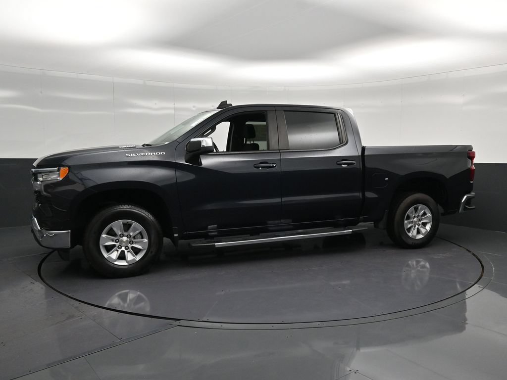 Used 2024 Chevrolet Silverado 1500 LT RWD image 7